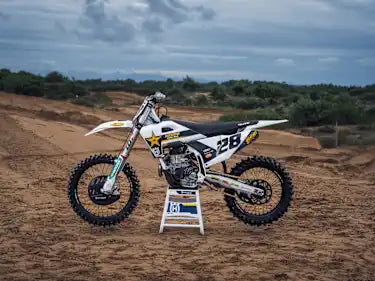 2024 FC 450 ROCKSTAR EDITION TAKES CUSTOMISATION AND PERFORMANCE TO AN EXCITING NEW LEVEL
