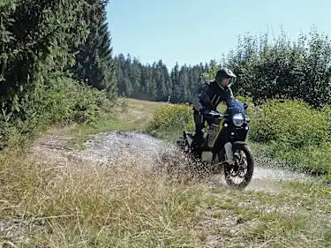 HUSQVARNA MOTORCYCLES UNVEILS NORDEN 901 2024