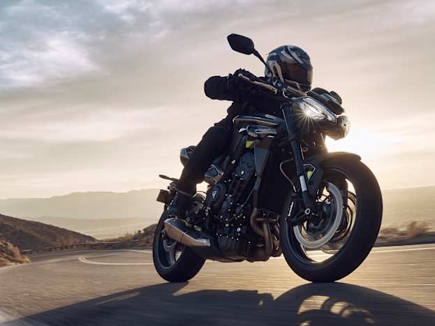 Triumph Street Triple 765 R Offer