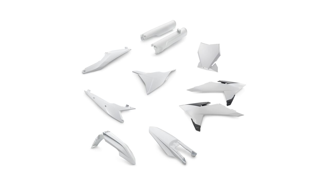 PLASTIC PARTS KIT