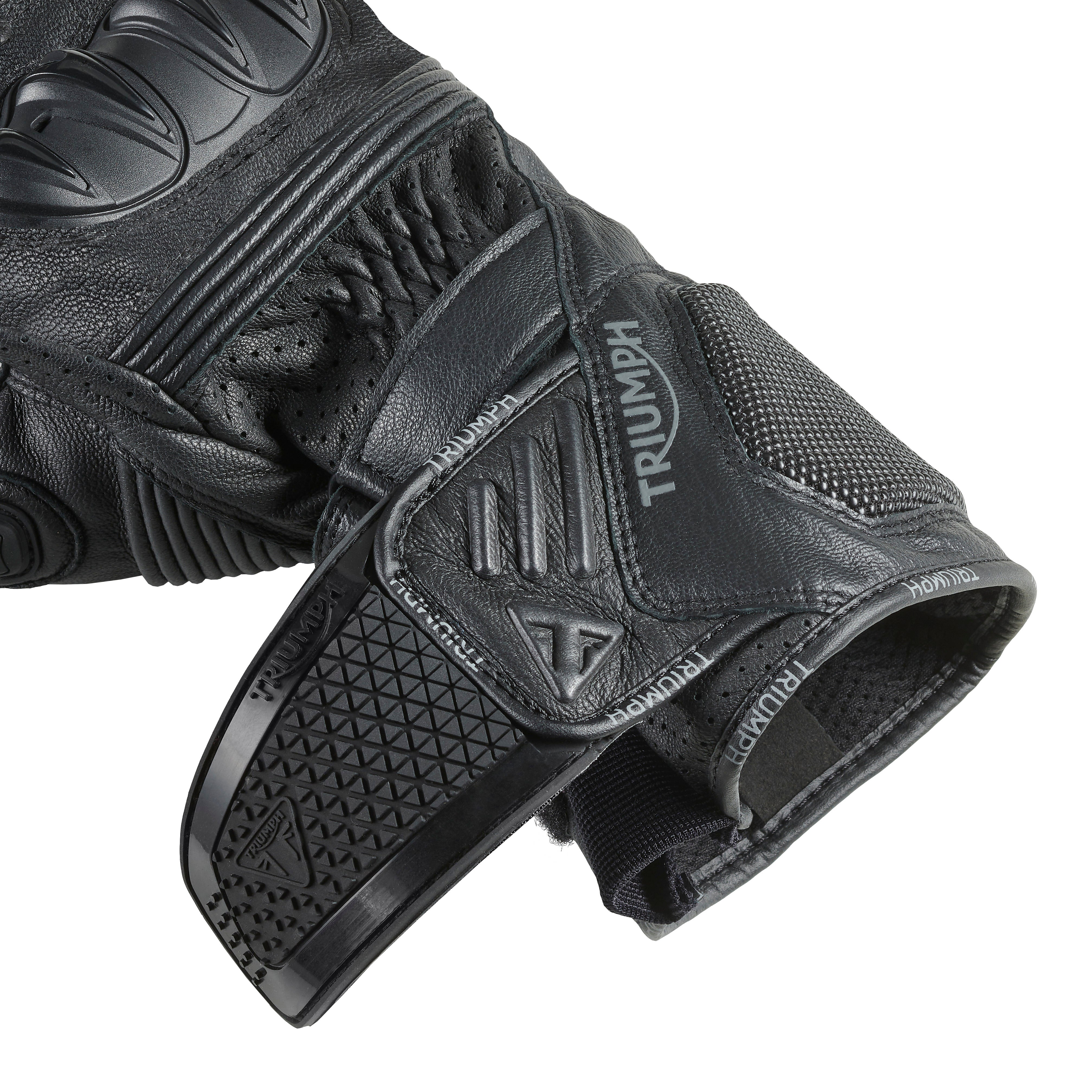Triumph Arena Gloves