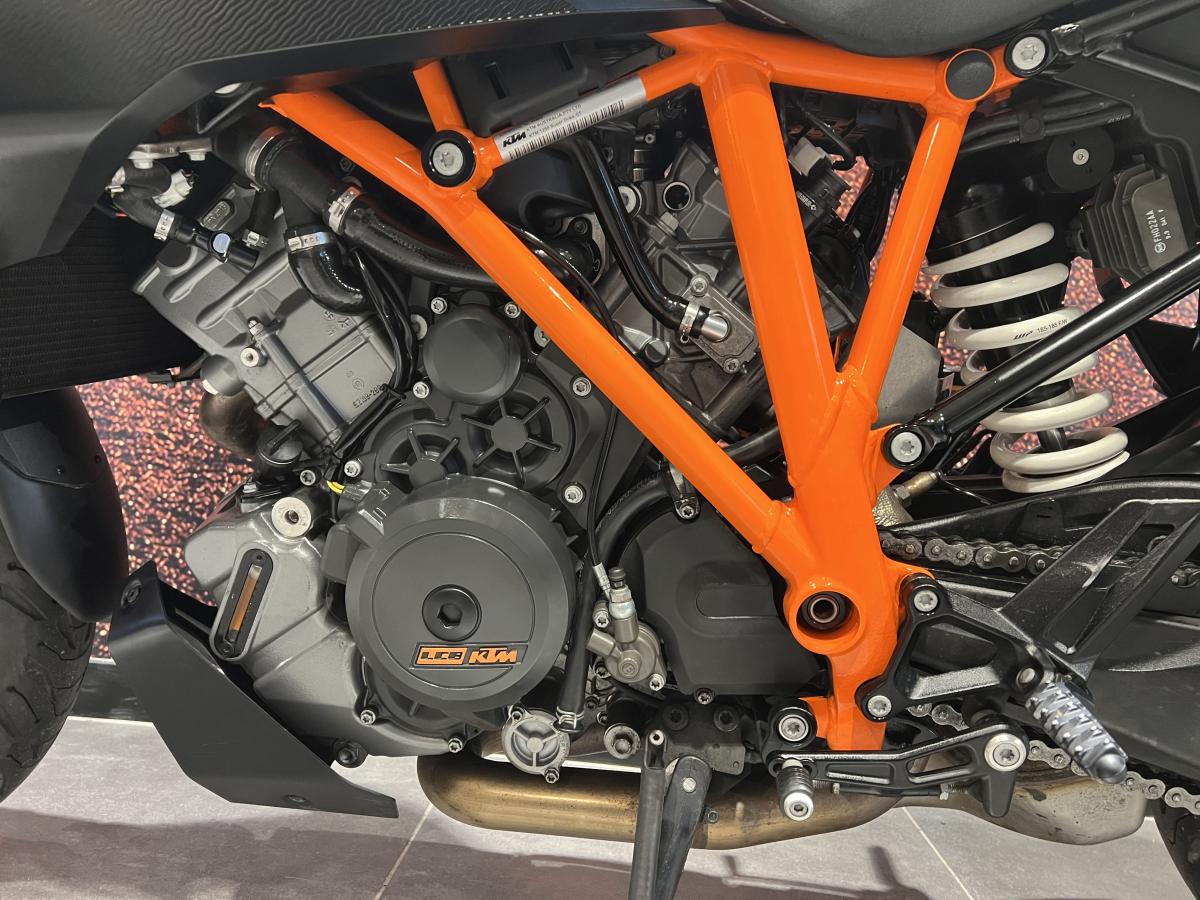 KTM 1290 Super Duke GT