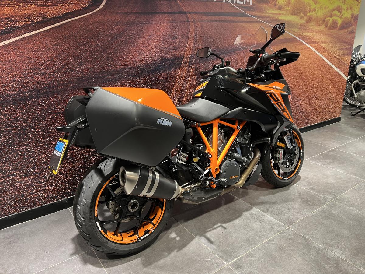 KTM 1290 Super Duke GT