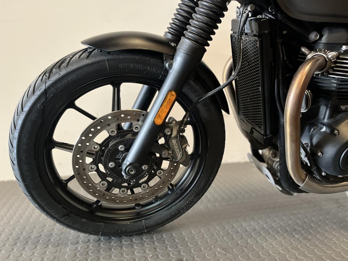 9416