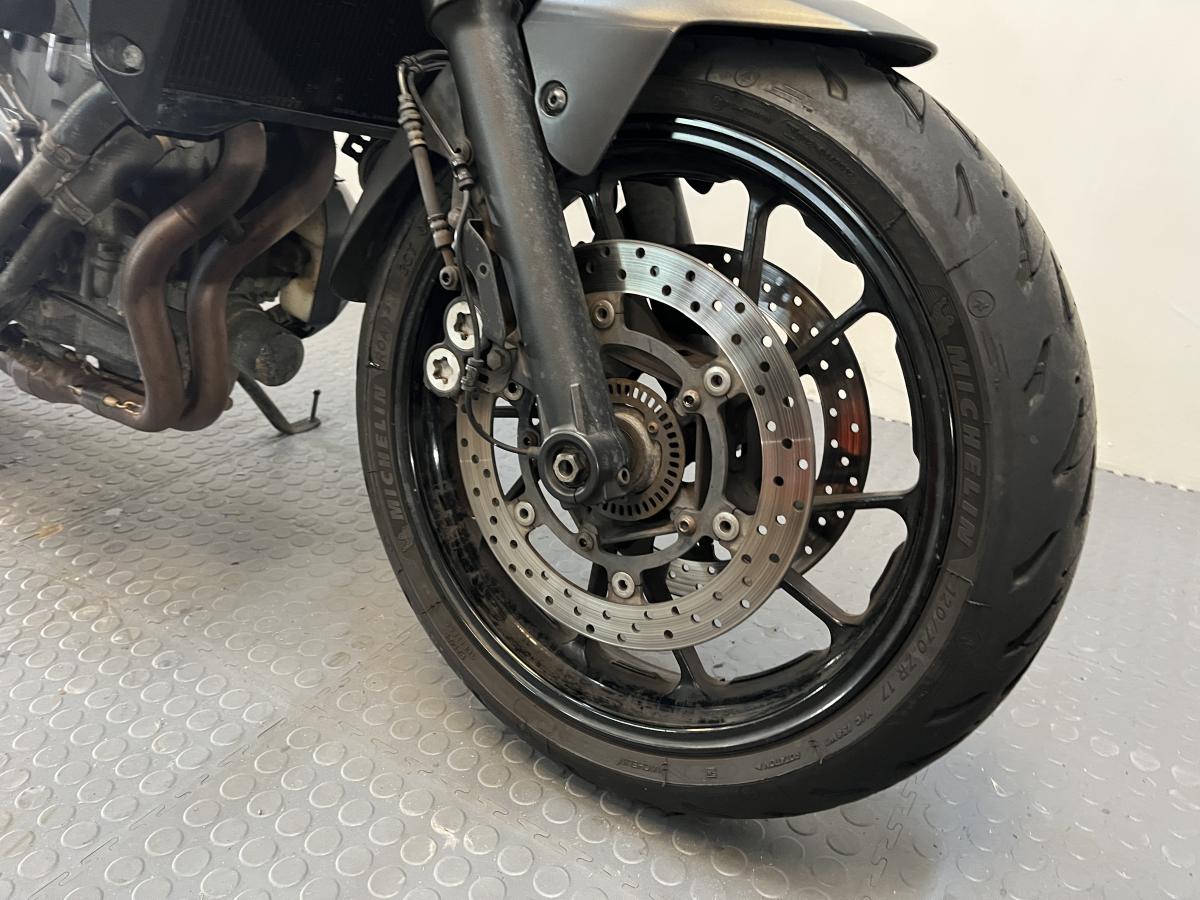 9764