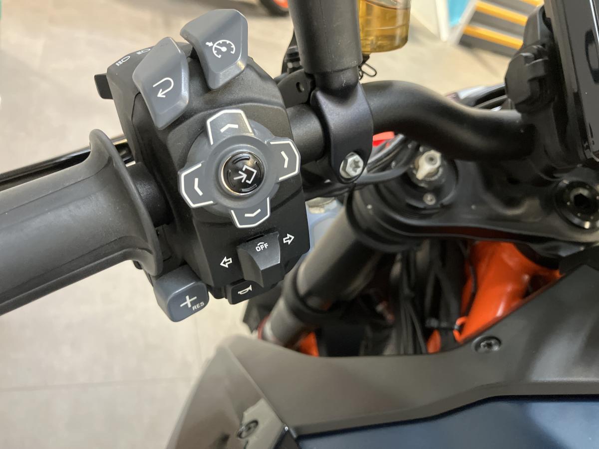 9948
