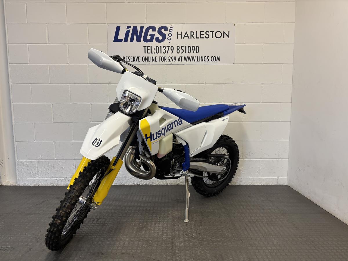 10951
