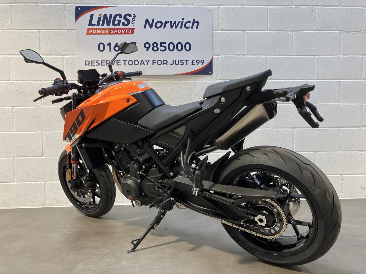 11251