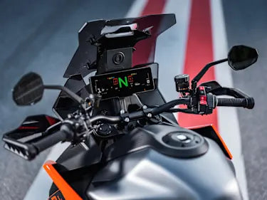 KTM TAKES ON ITS ON-BIKE HMI EXPERIENCE TO ANOTHER LEVEL WITH NEW TFT DISPLAYS