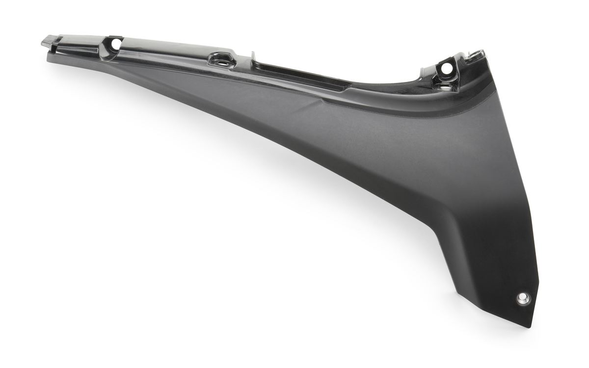 RIGHT HAND AIR FILTER COVER