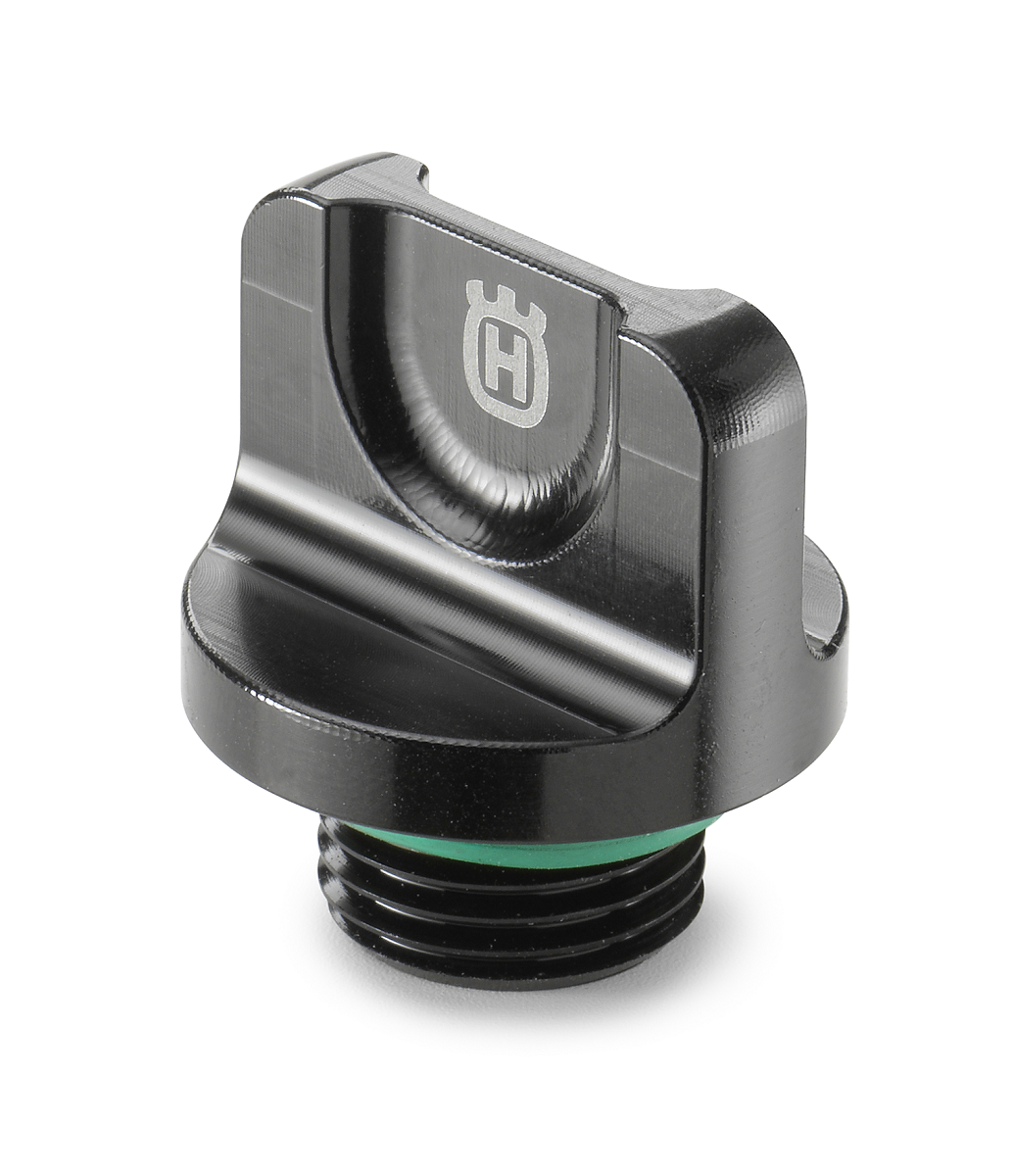 OIL PLUG