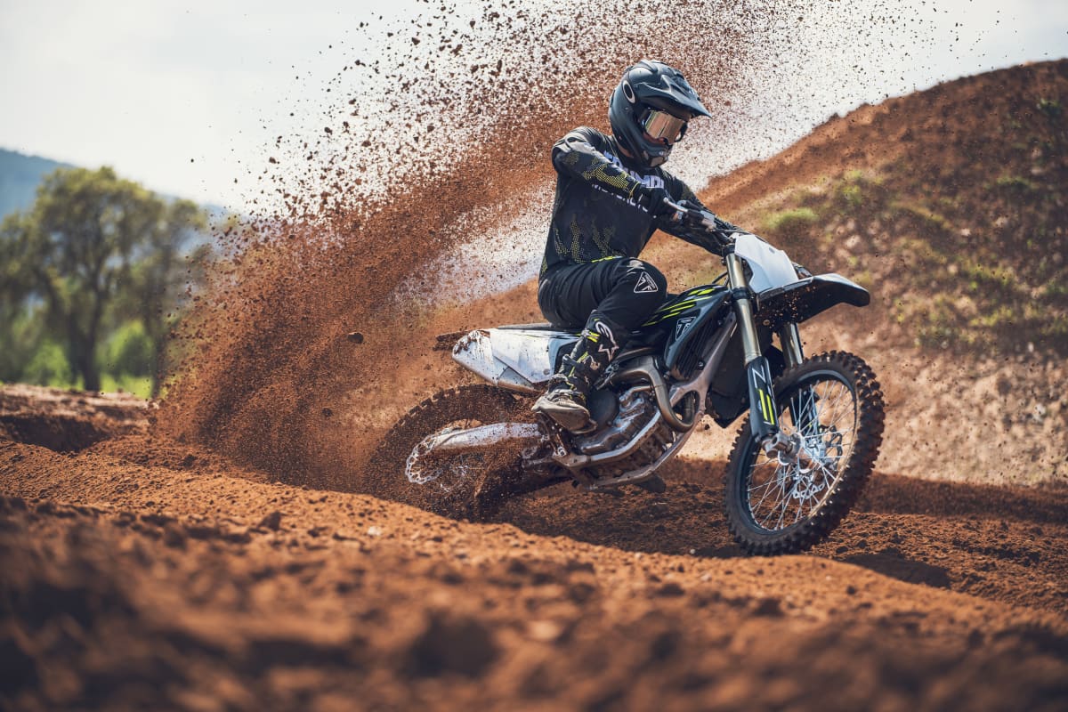 Triumph TF 450-X Offer