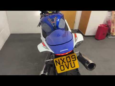 6762-suzuki-gsxr1000k8