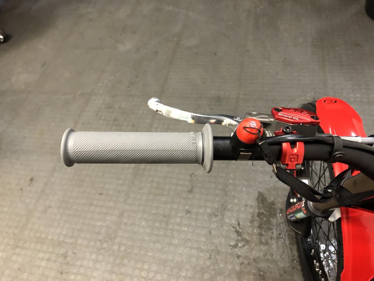 552