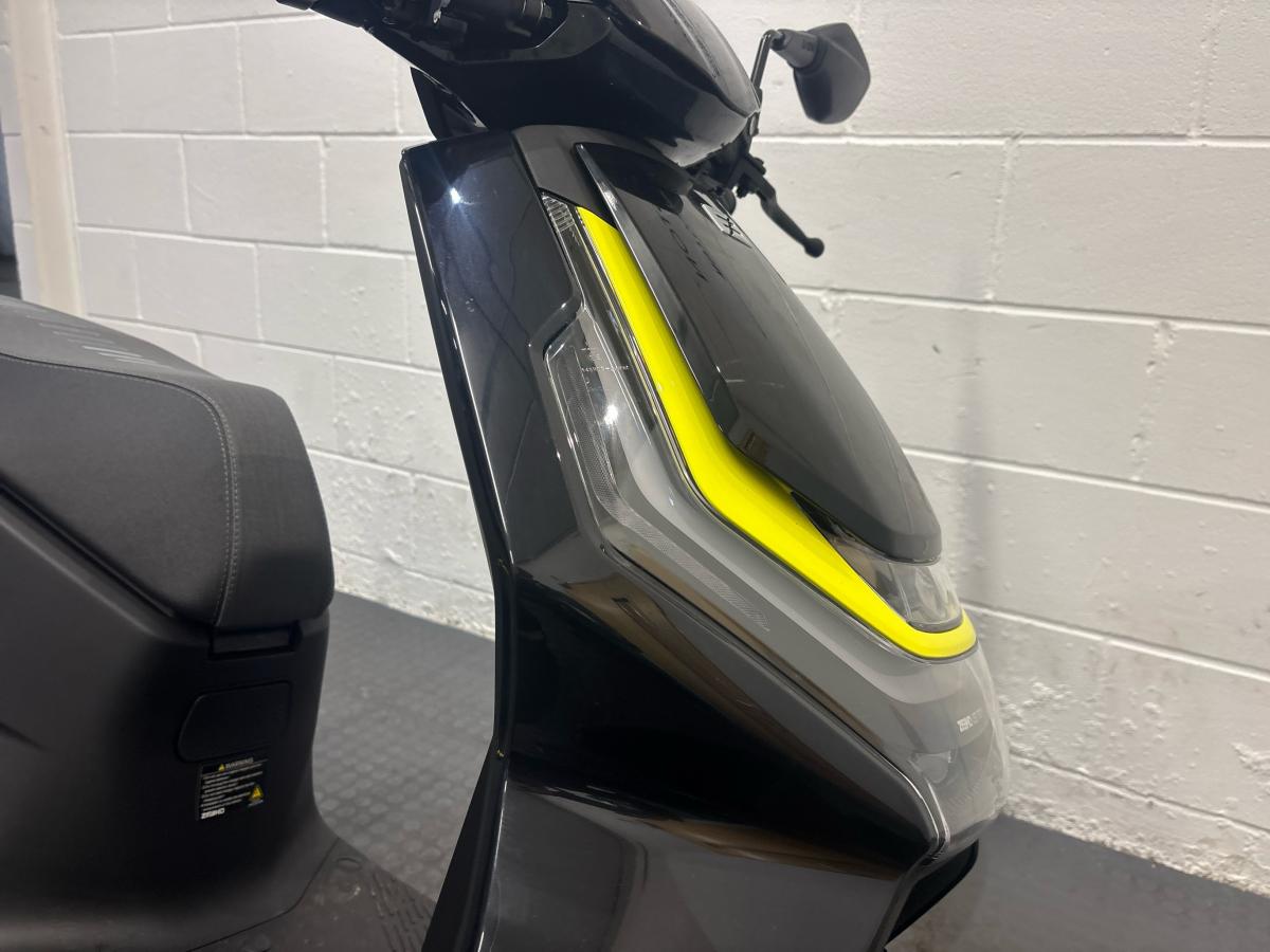 Used ZEEHO AE6+ (dual battery) for Sale | Lings Powersports Harleston