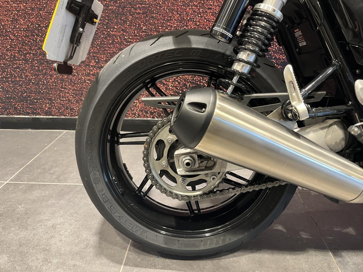 Triumph Speed Twin 1200