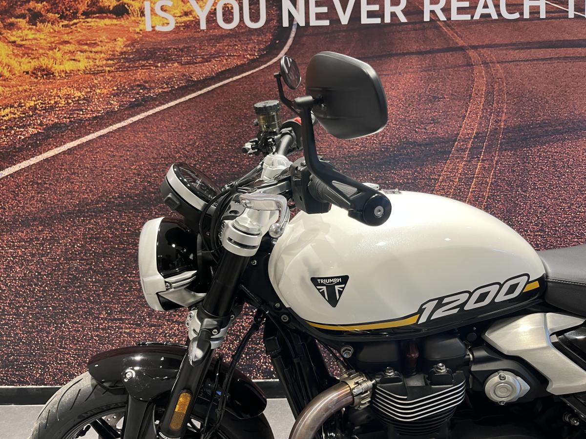 Triumph Speed Twin 1200