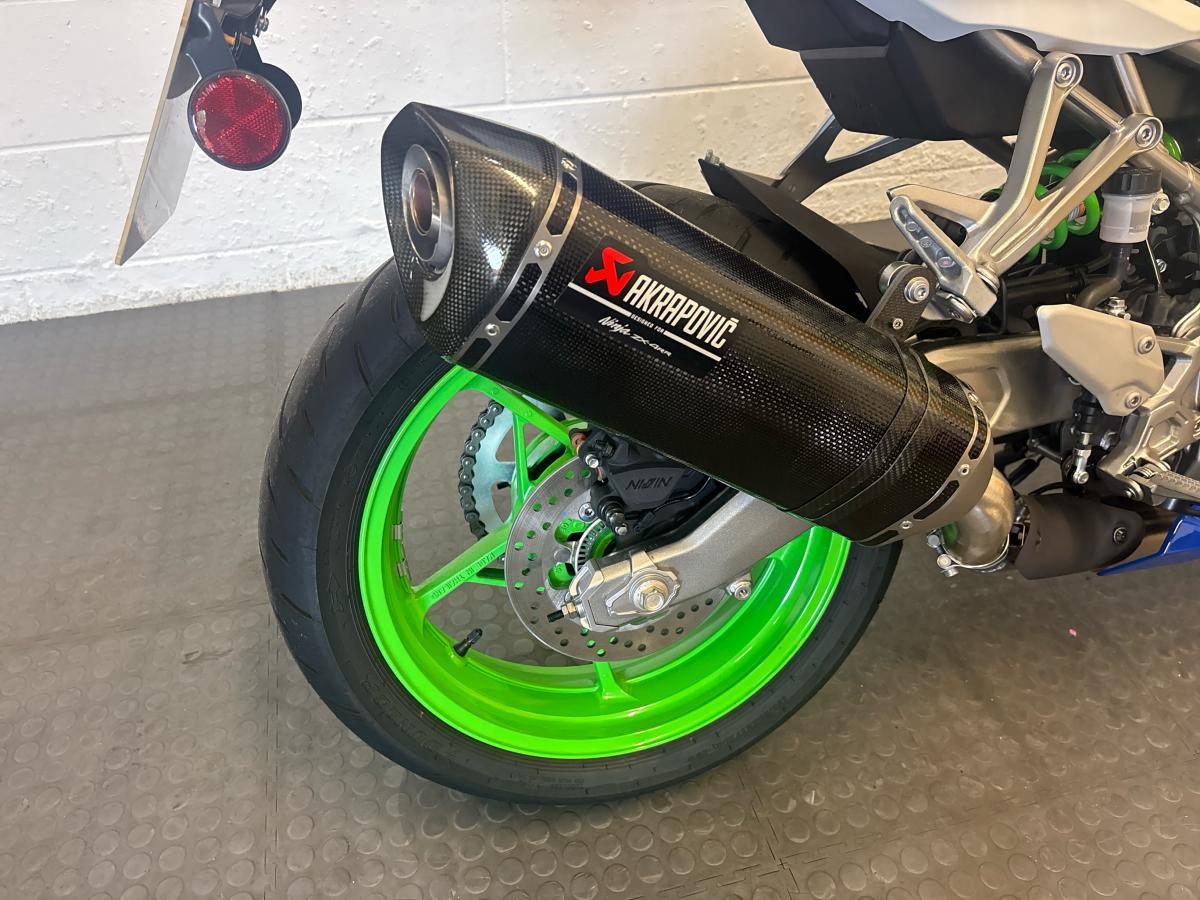4401
