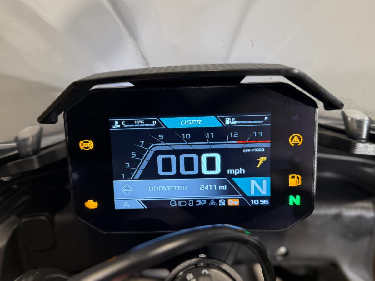 6810