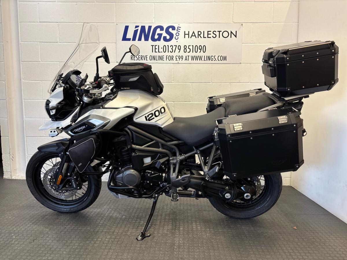 7727