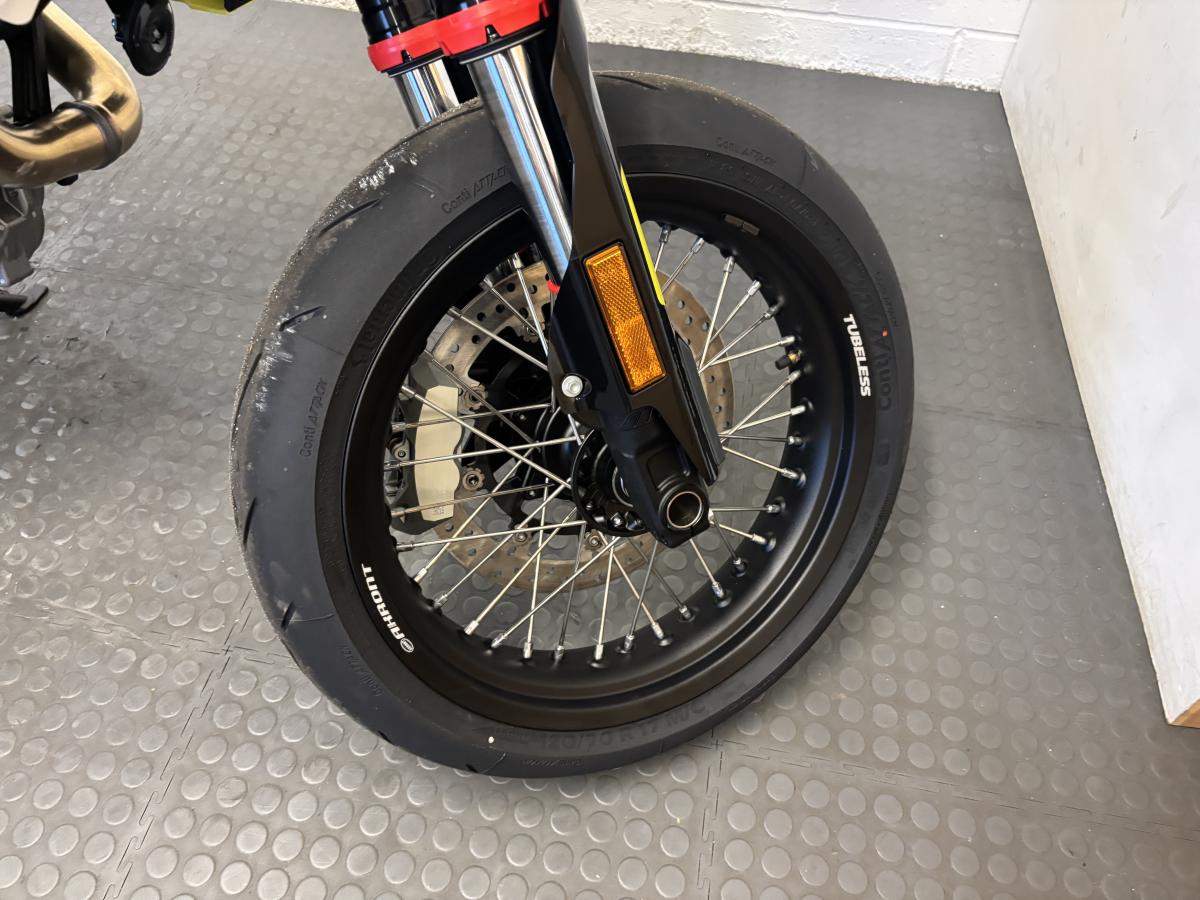 8449