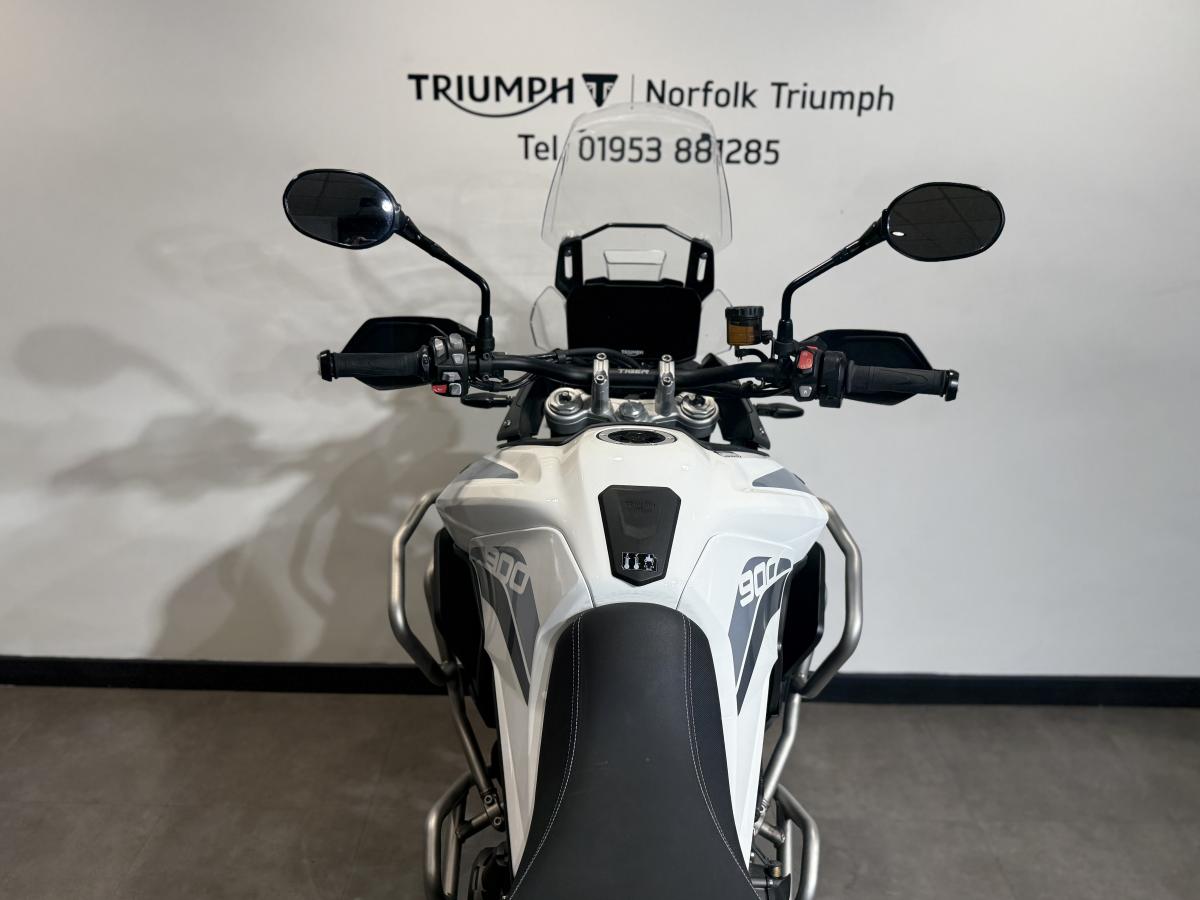 8500