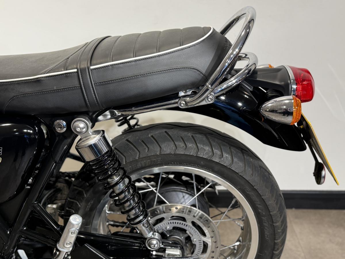 9009