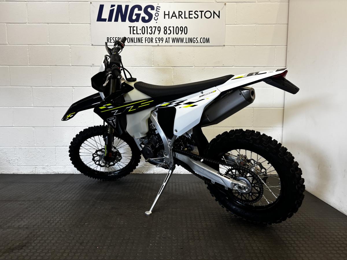 9013