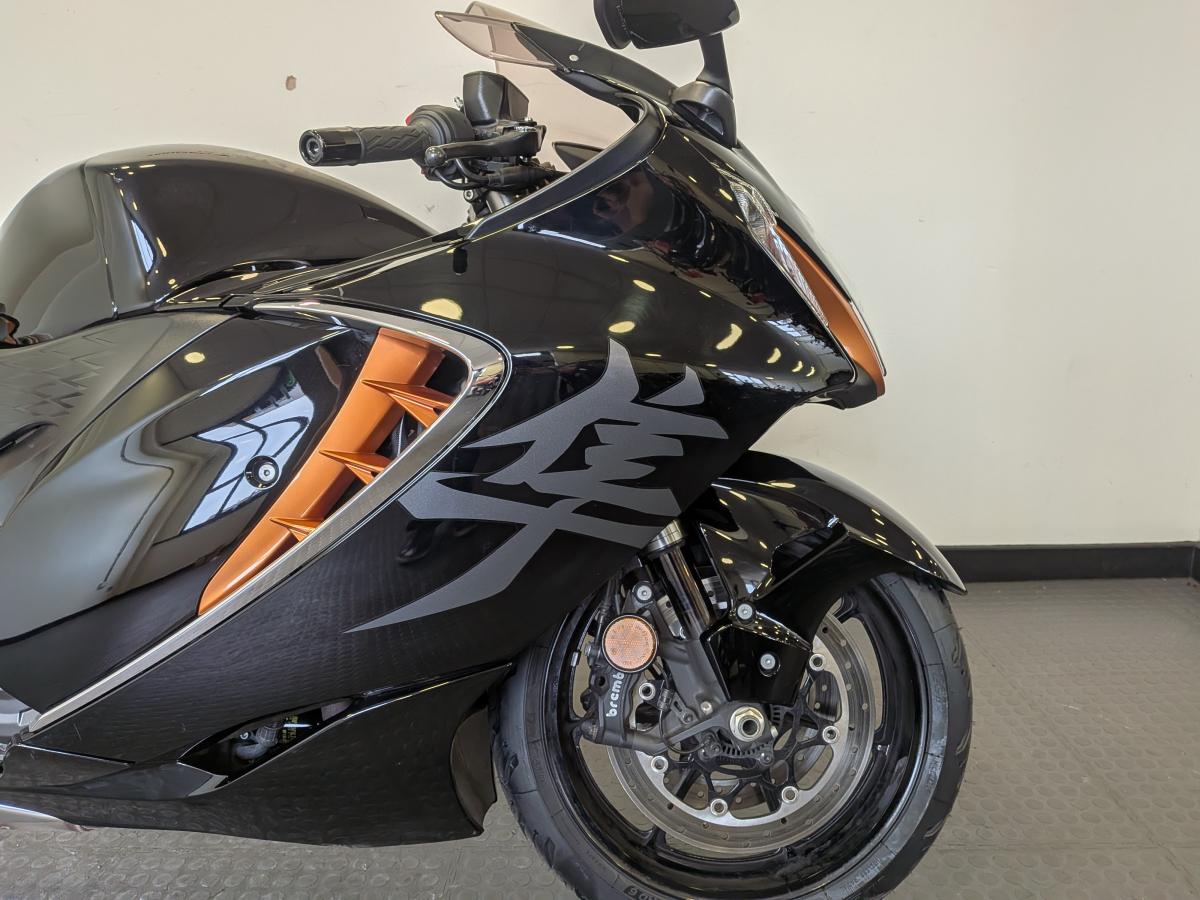 9216
