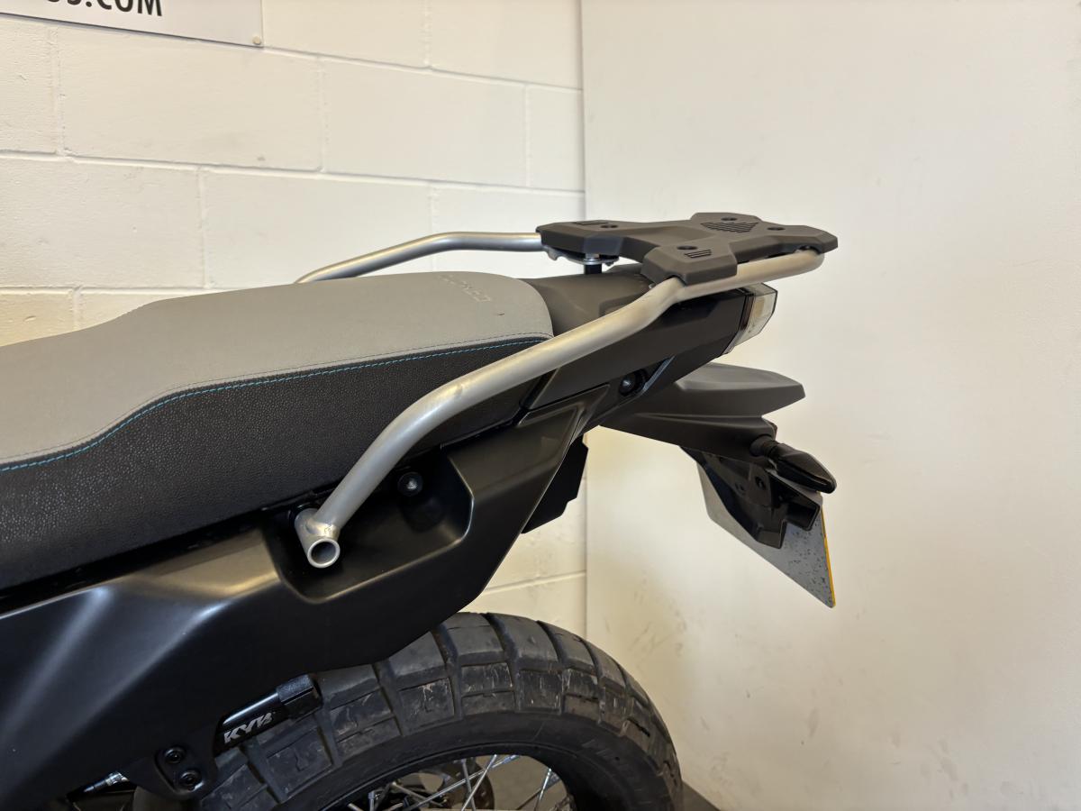 10134