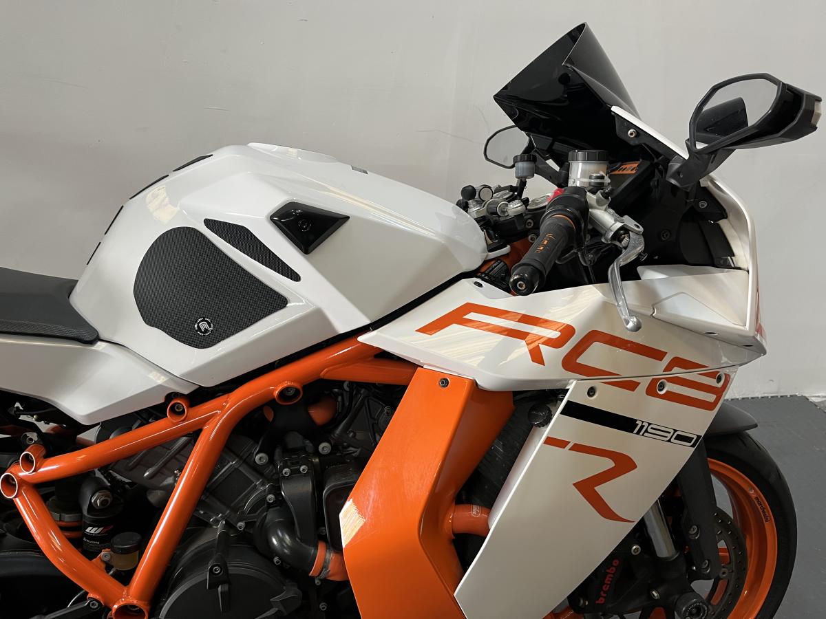 10140